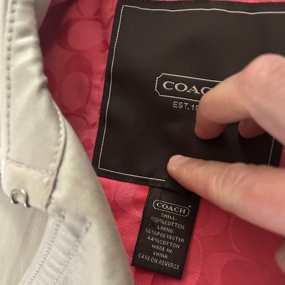 Authentic Coach 100 percent cotton beige trench coat - Picture 8 of 14